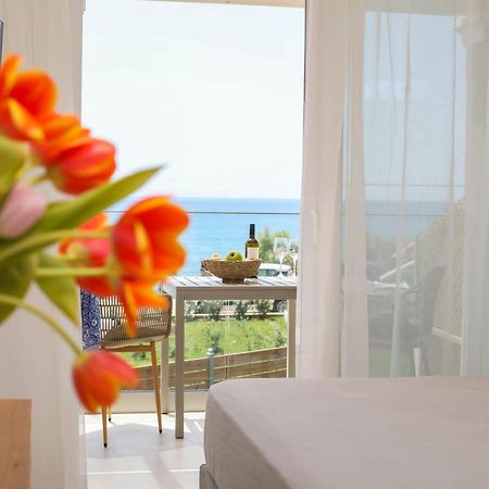 Magdachris Luxury Rooms آغيوس غيوريوس باغون المظهر الخارجي الصورة